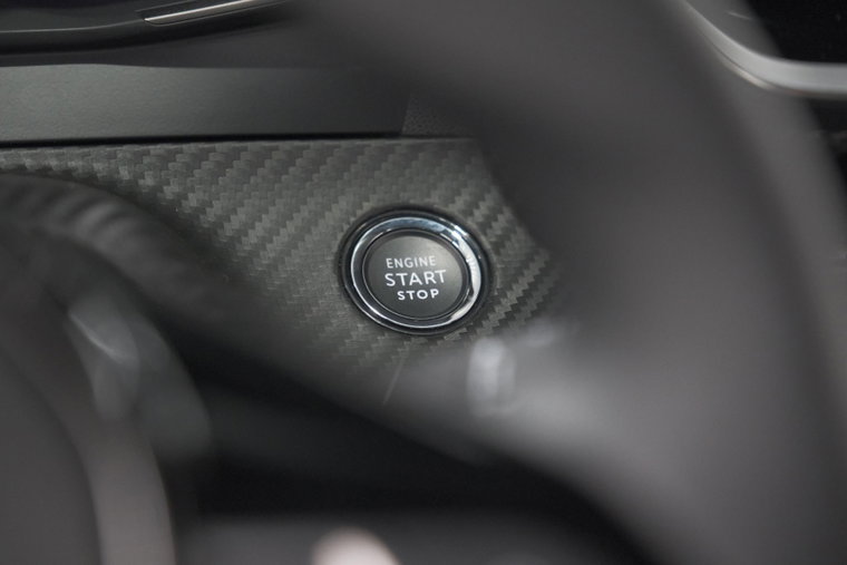 Vehicle Image 38