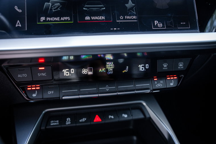 Vehicle Image 48