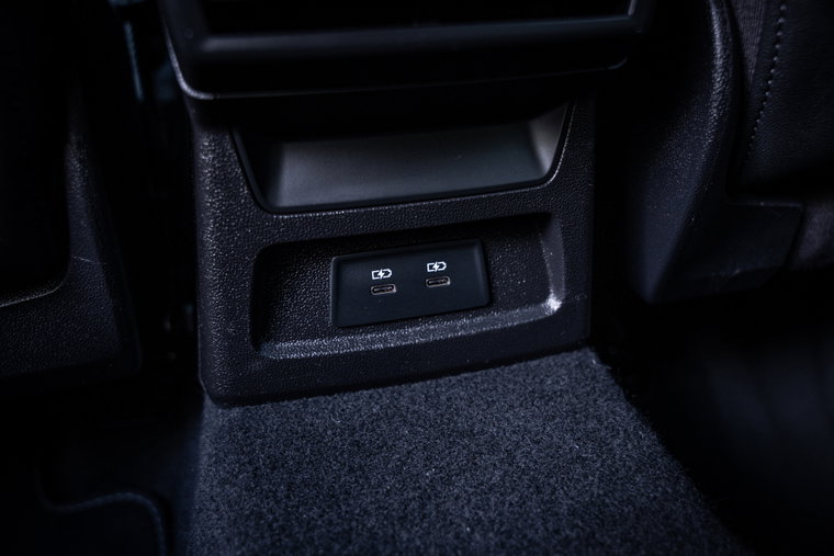 Vehicle Image 52