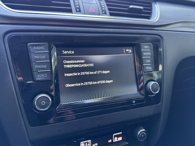 Vehicle Image 23