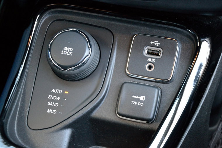 Vehicle Image 14