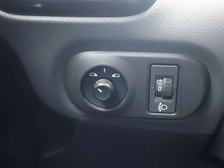 Vehicle Image 27