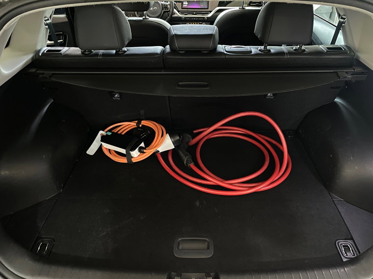 Vehicle Image 25