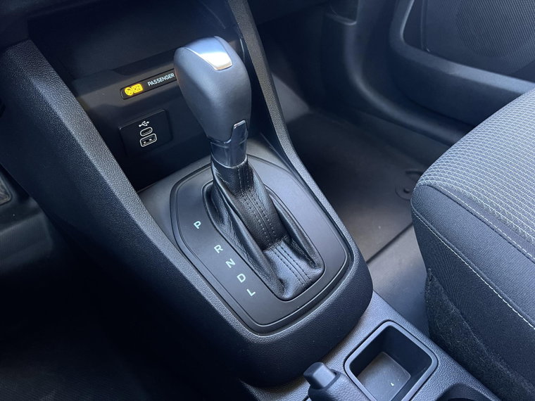 Vehicle Image 22