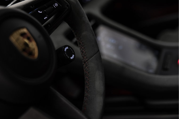 Vehicle Image 32