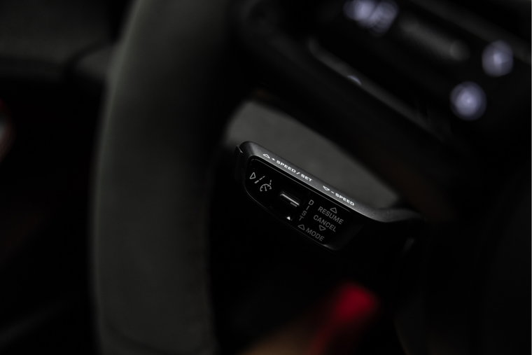 Vehicle Image 42