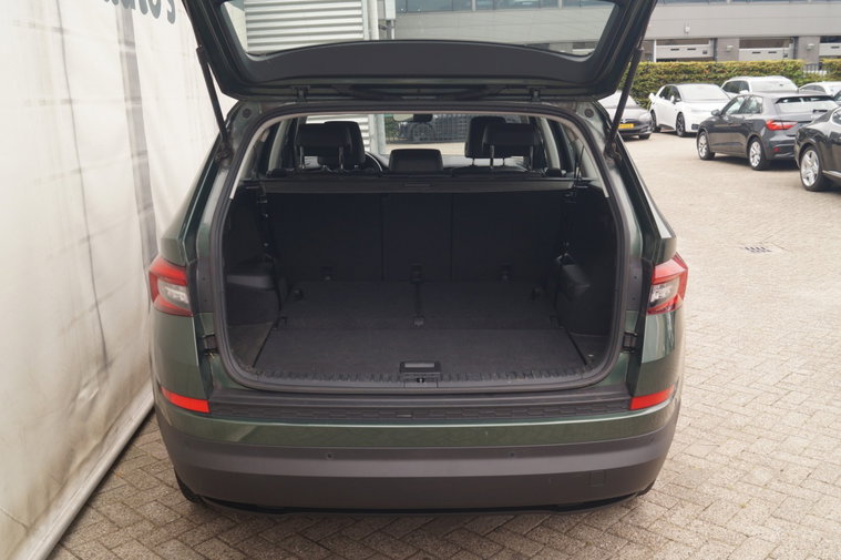 Vehicle Image 28