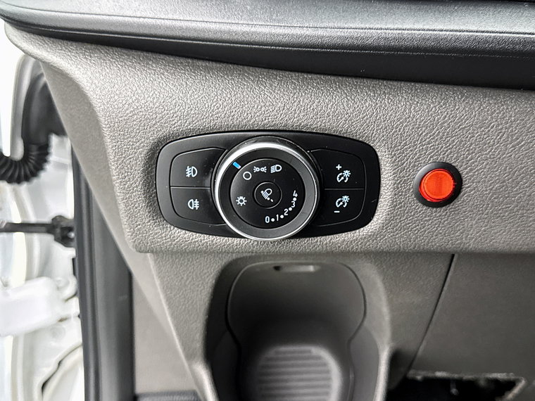 Vehicle Image 27