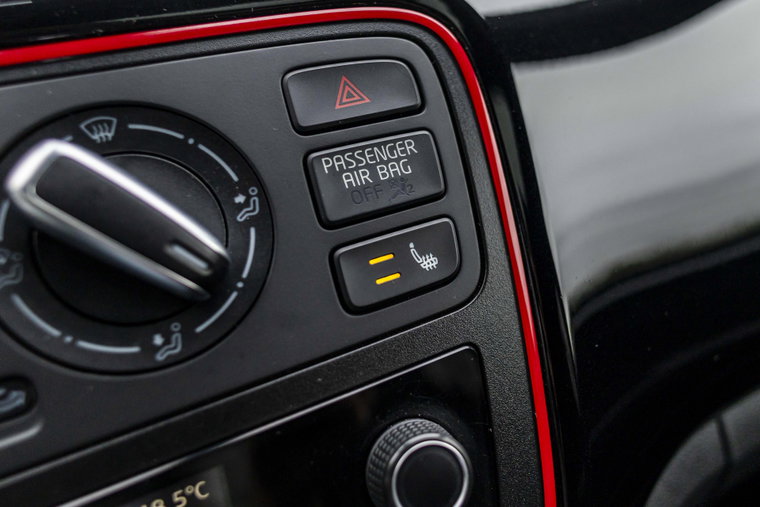 Vehicle Image 30