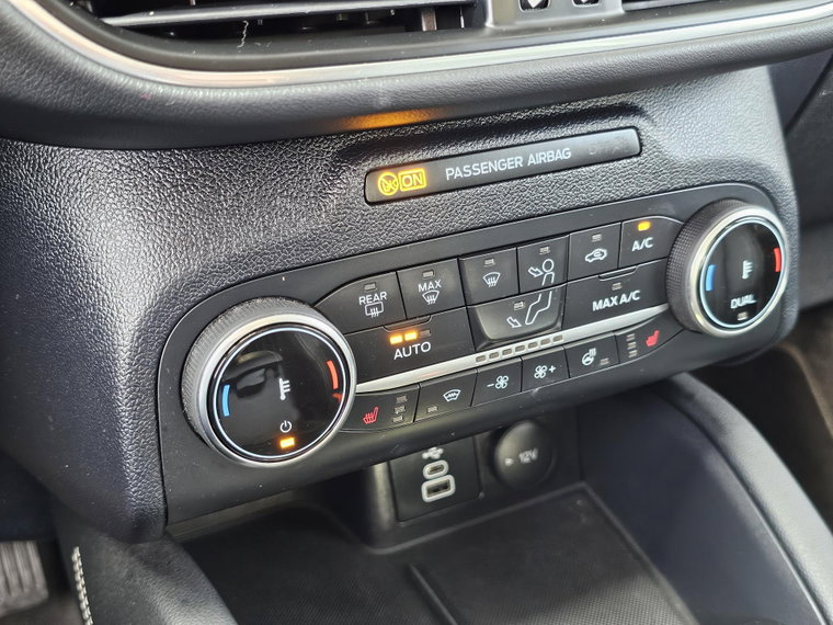 Vehicle Image 26