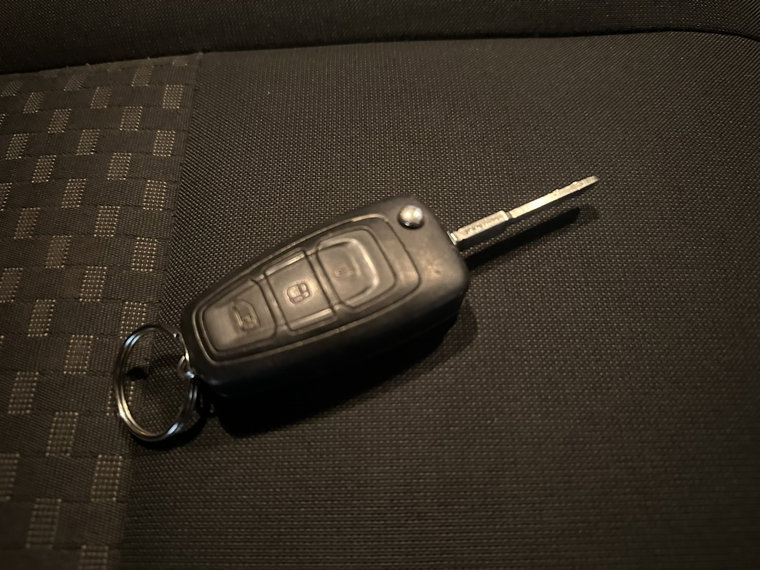 Vehicle Image 18