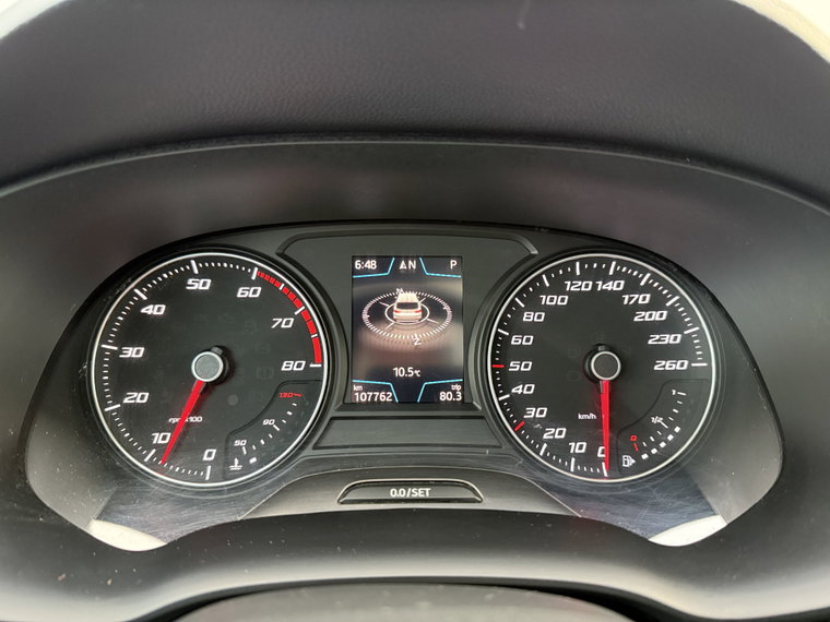 Vehicle Image 38