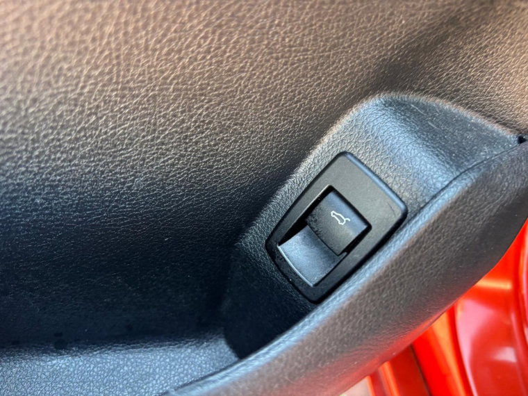 Vehicle Image 39