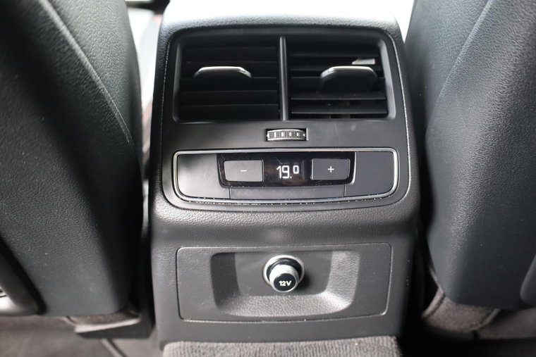Vehicle Image 40