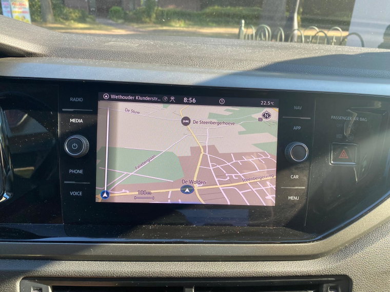 Vehicle Image 16