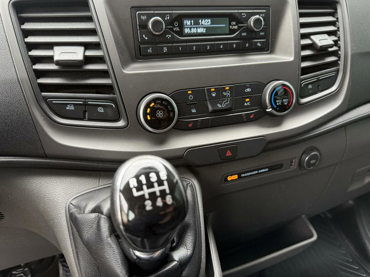 Vehicle Image 22
