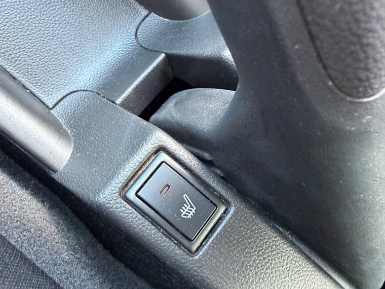 Vehicle Image 26