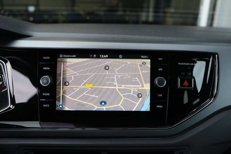 Vehicle Image 18