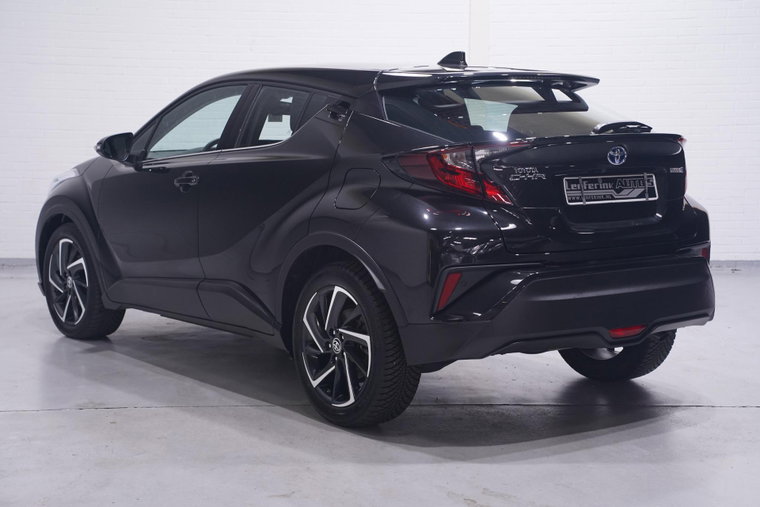 Vehicle Image 12