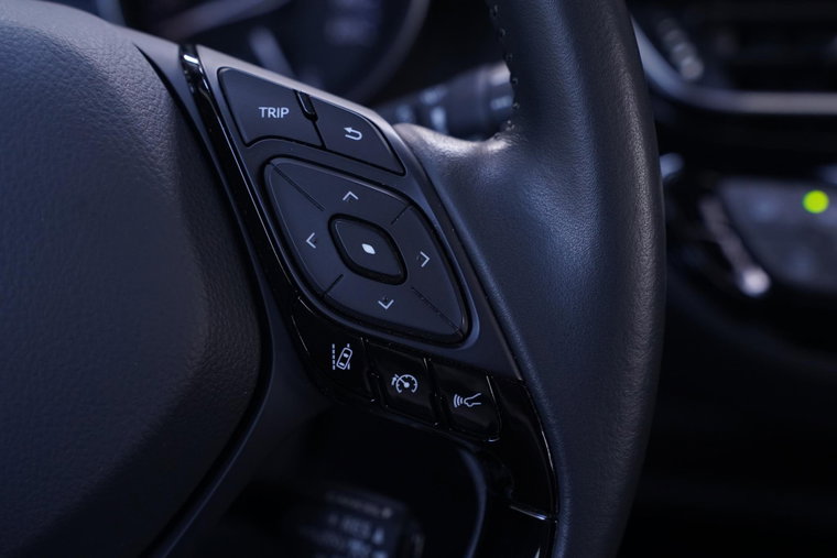 Vehicle Image 21