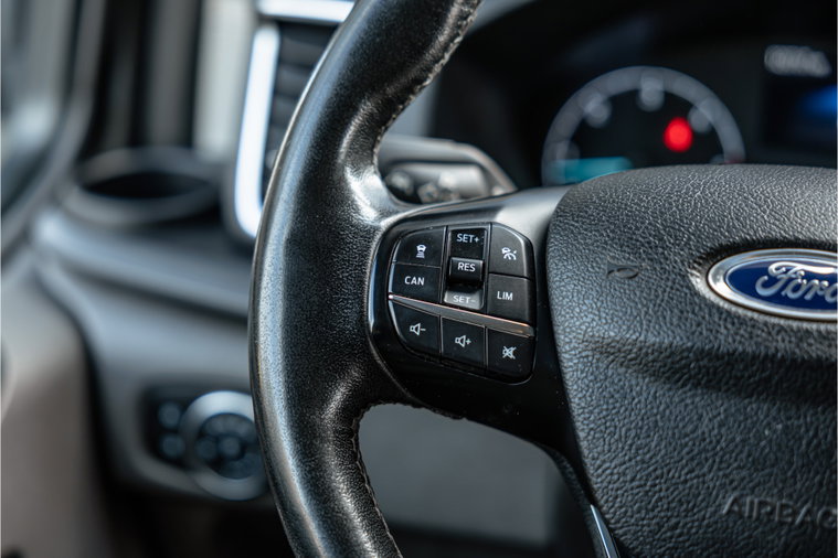 Vehicle Image 22