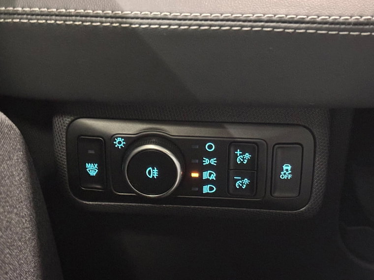 Vehicle Image 28