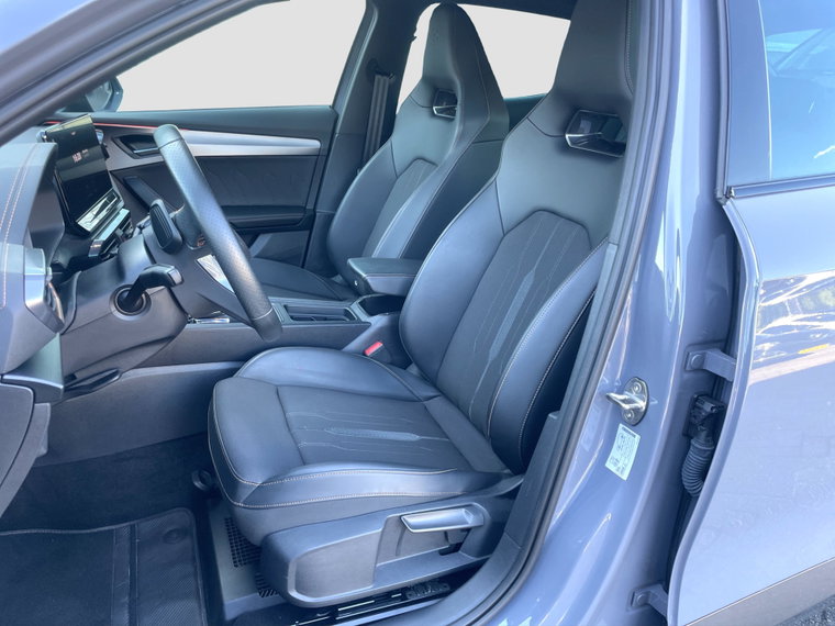 Vehicle Image 17