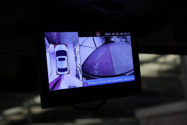 Vehicle Image 7