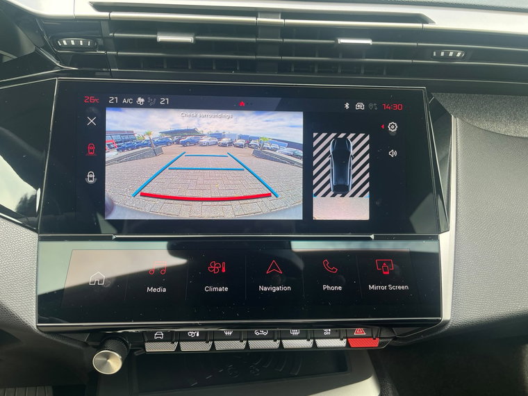 Vehicle Image 13
