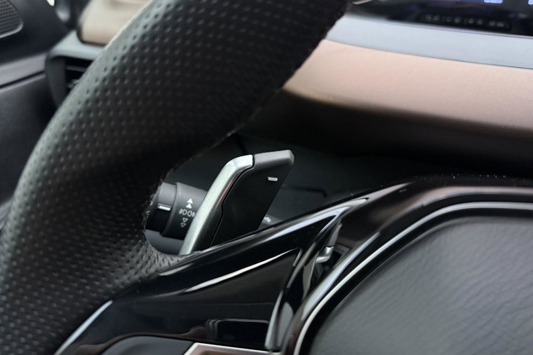 Vehicle Image 21
