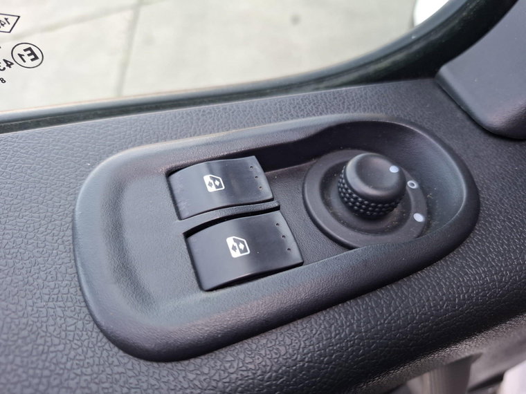 Vehicle Image 26