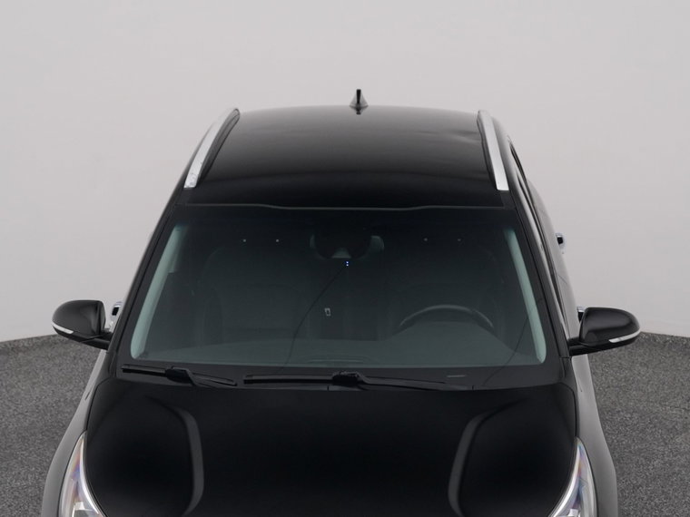 Vehicle Image 33