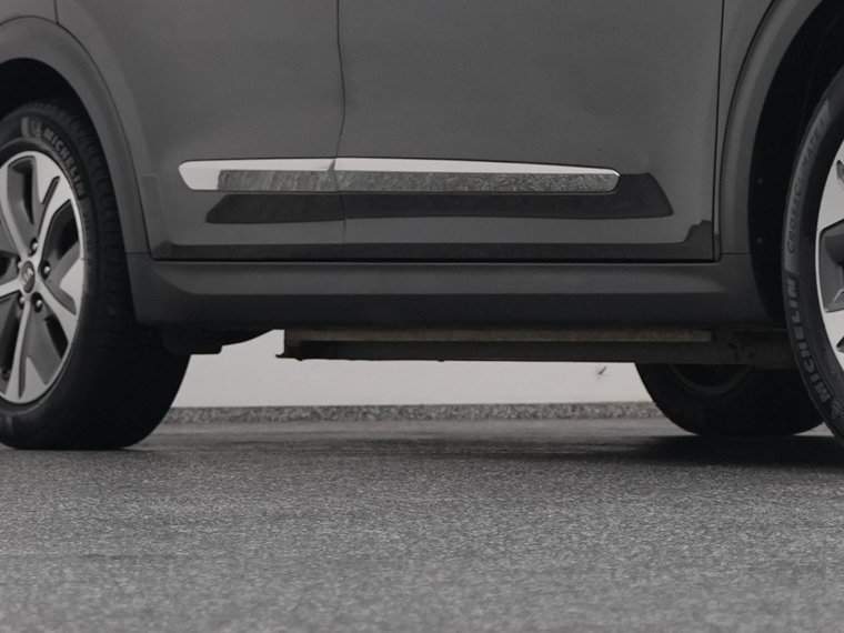 Vehicle Image 39