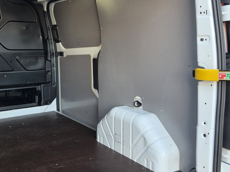 Vehicle Image 35