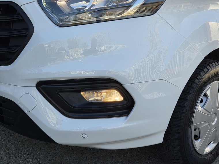 Vehicle Image 38