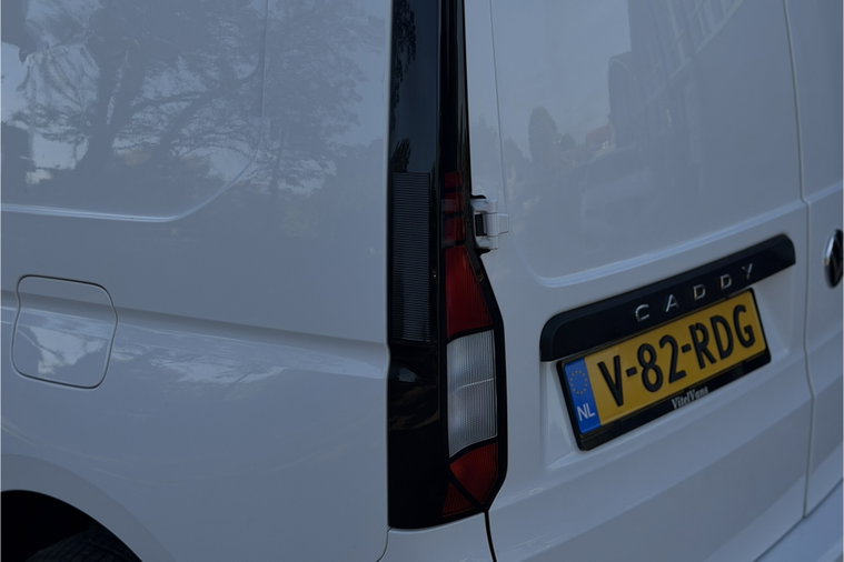 Vehicle Image 26