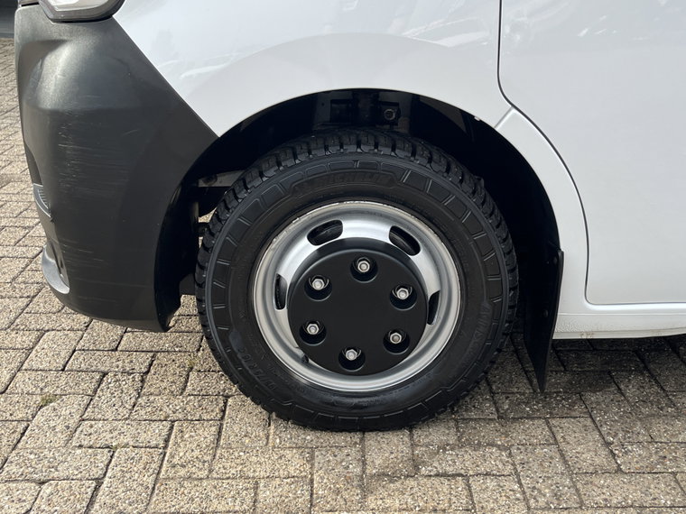 Vehicle Image 27