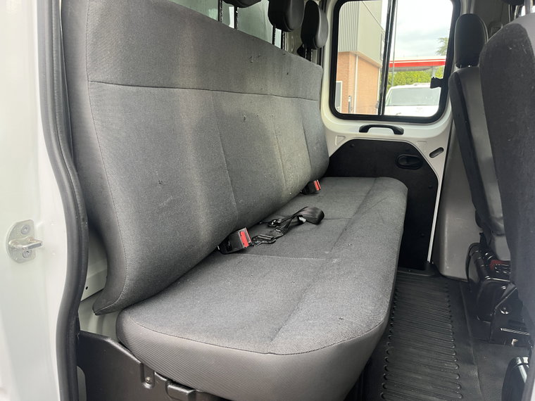 Vehicle Image 35