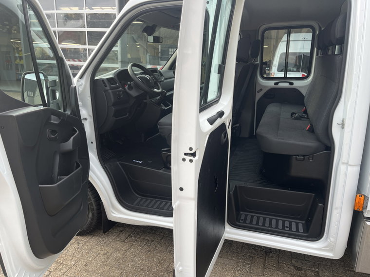 Vehicle Image 39