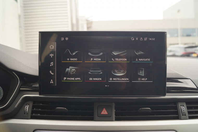 Vehicle Image 15