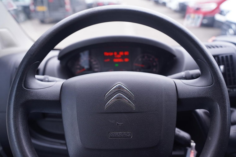 Vehicle Image 27