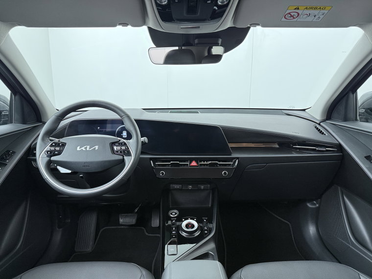 Vehicle Image 36