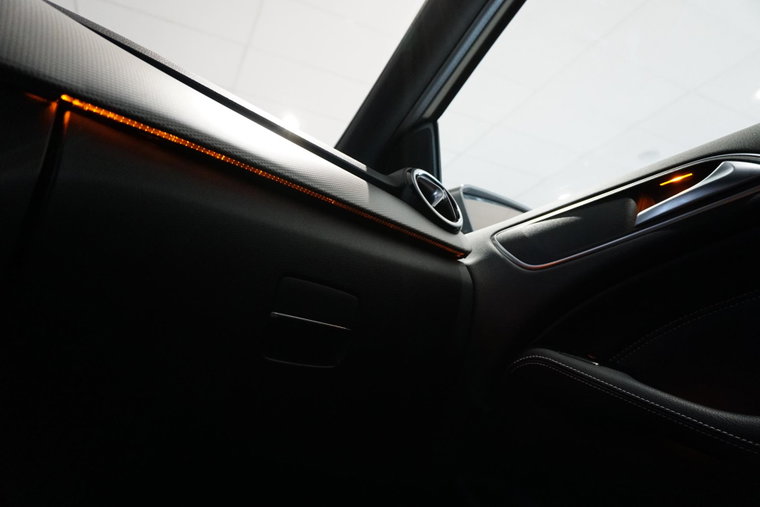 Vehicle Image 37