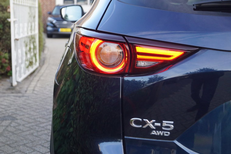 Vehicle Image 35