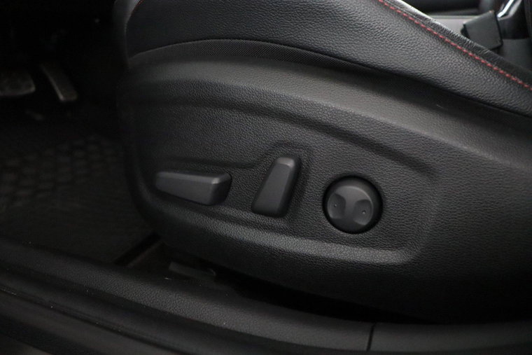Vehicle Image 40