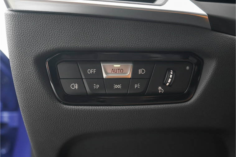 Vehicle Image 43