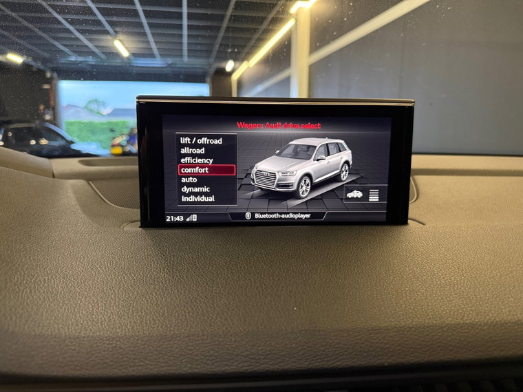 Vehicle Image 35
