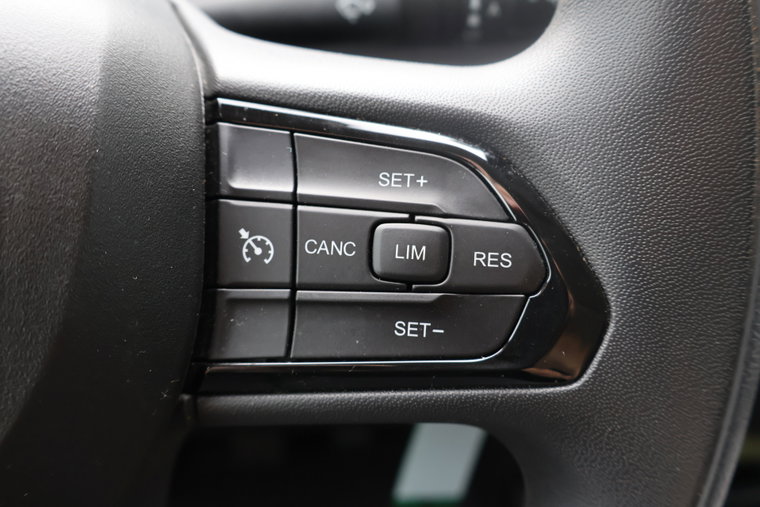 Vehicle Image 33