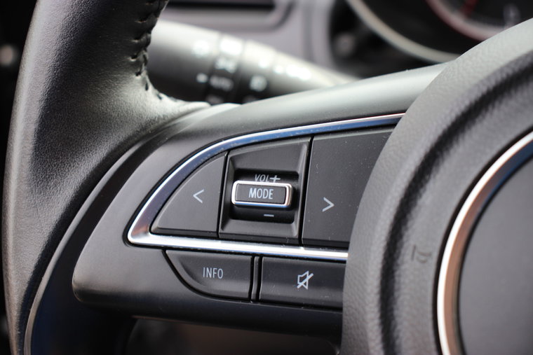 Vehicle Image 21