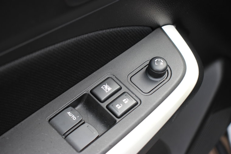 Vehicle Image 23